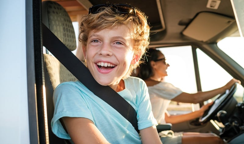 Jeux de voyage à imprimer : voiture, train et avion !