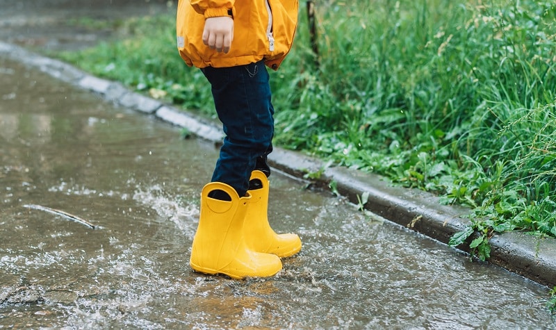 bastien enfile tes bottes poème