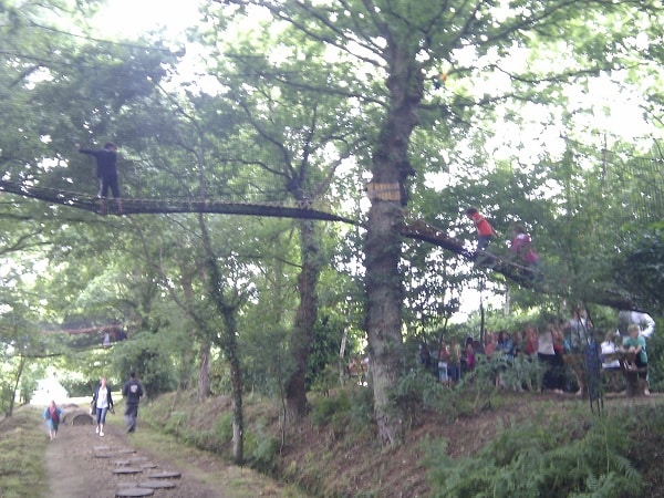 file là-haut broceliande