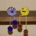 activité avec des pompons