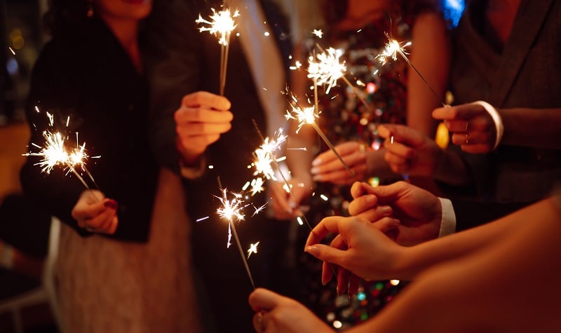 Quelle est l'origine de la fête du Nouvel An – Sparklers Club