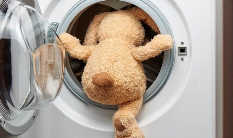 Comment Nettoyer Jouets Bébé Tissu Avec Piles www.jeuxetcompagnie.fr