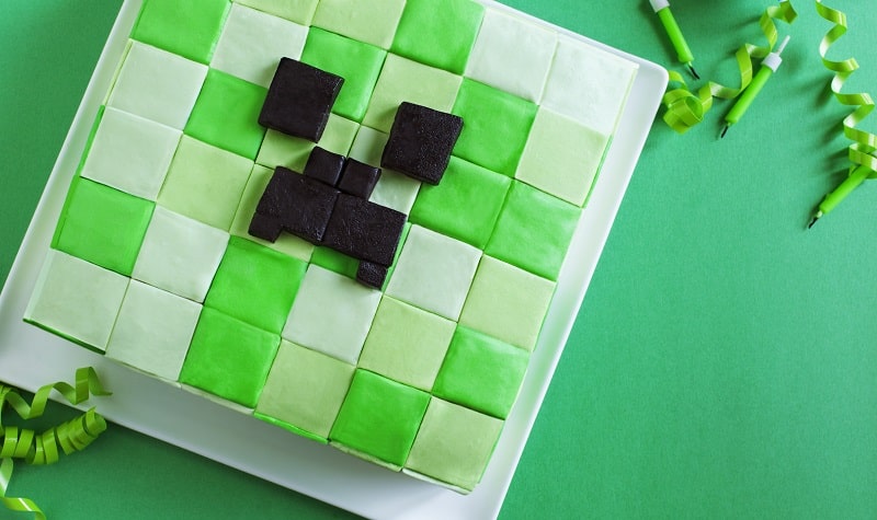 Toutes les décorations d'anniversaire ! Minecraft