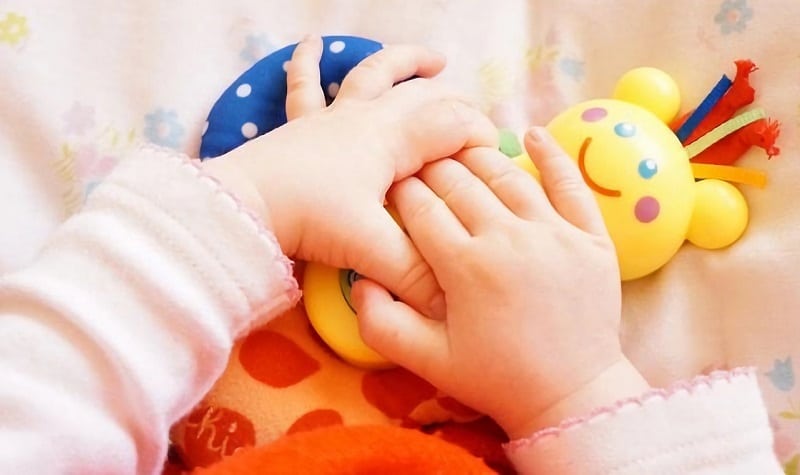comment choisir un jouet pour un bébé de 12 mois
