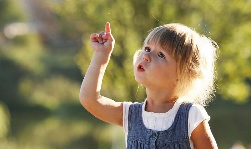 Explorer la nature avec les tout-petits