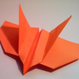 Avion origami boomerang