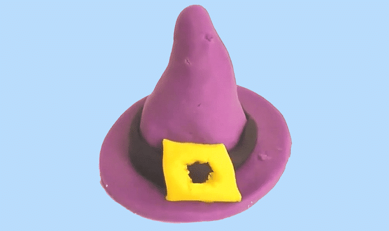 chapeau de sorcière en pâte à modeler