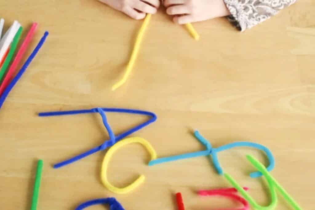 Activités pour apprendre l’alphabet