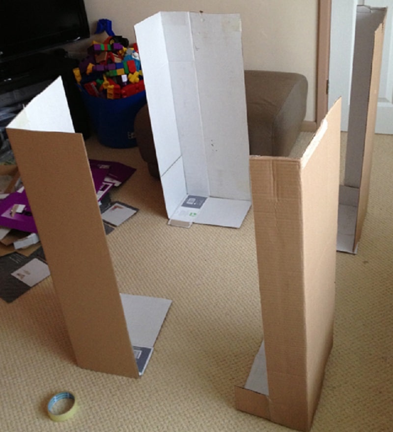 construire une cabane en carton