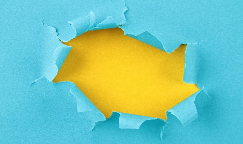 Défi : traverser une feuille de papier A4