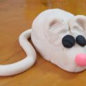 Souris en pâte à modeler facile