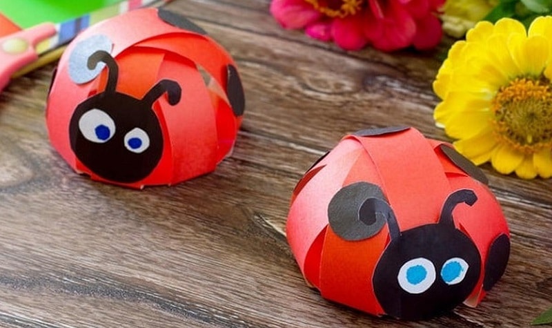 Comment faire une coccinelle en papier