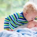 5 activités à faire avec son enfant pour la naissance de bébé