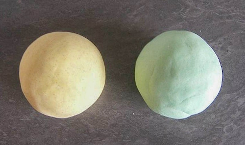 Comment faire La Pâte à Modeler Simple Sans Cuisson, How to make Play  Dough in Fre…