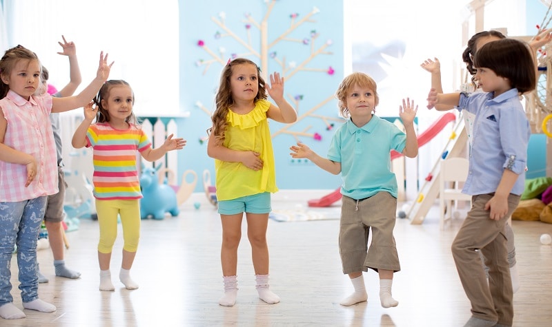 Les jeux musicaux pour enfants - Un Anniversaire en Or