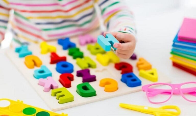 Jeux de lecture maternelle : 7 idées simples et amusantes