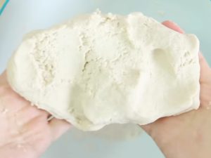 pâte à modeler comestible