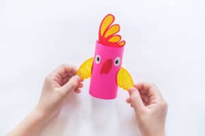 perroquet en rouleau de papier toilette