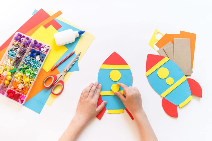 Pots à crayons Harry Potter avec rouleaux de papier - Bricolage enfant