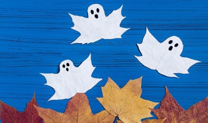 Bricolage Halloween avec des feuilles