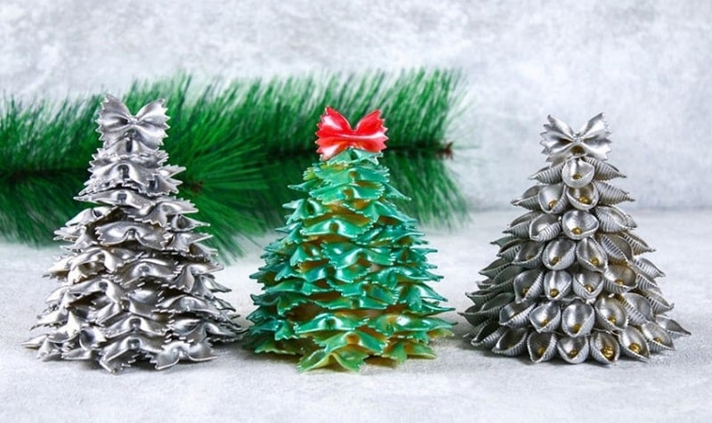 Sapin de Noël avec des pâtes alimentaires