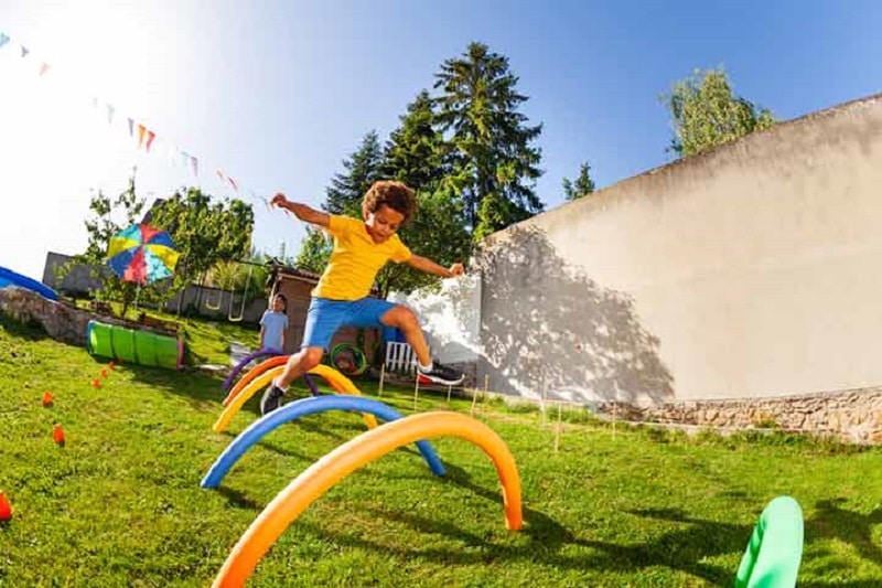 aménagement jardin jeunes enfants