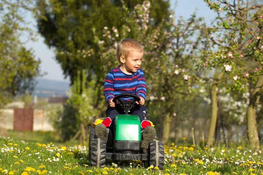 tracteur pédale enfant 3 ans