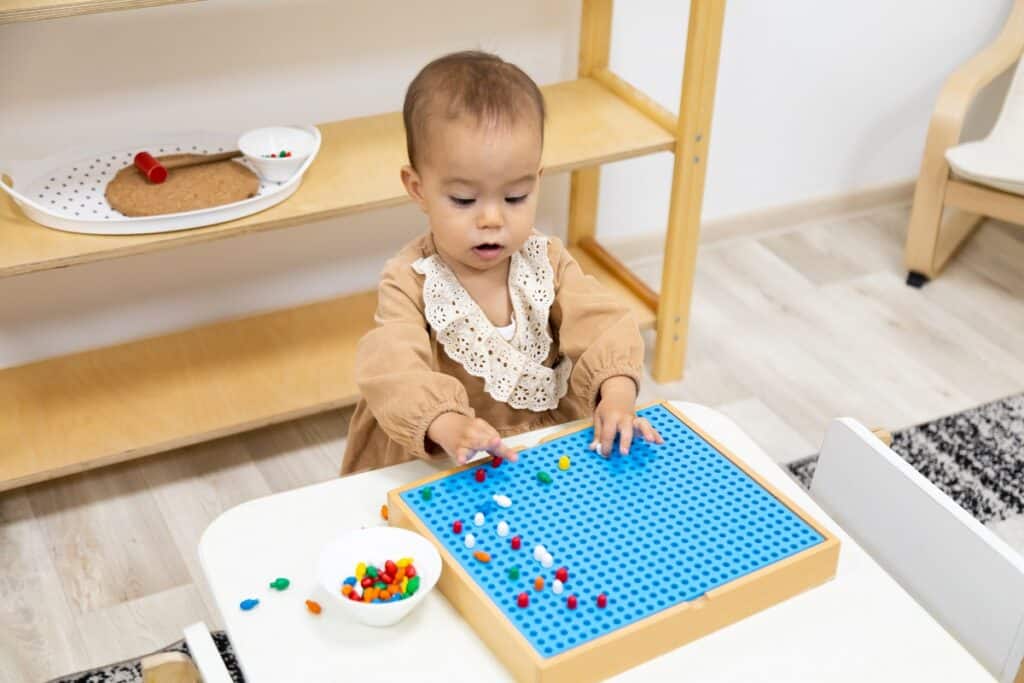 bébé montessori