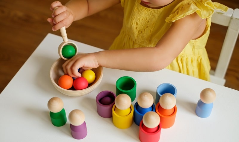 bienfaits jouets montessori