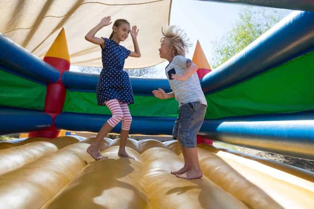 château gonflable enfants