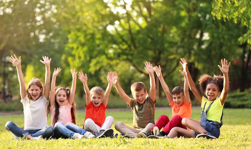 enfants en colonie de vacances