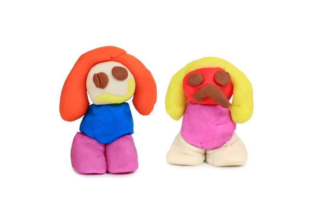 bonhommes en pâte à modeler
