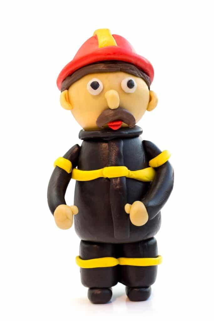pompier en pâte à modeler
