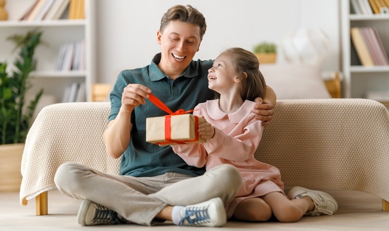 Idées de cadeau personnalisé pour un papa