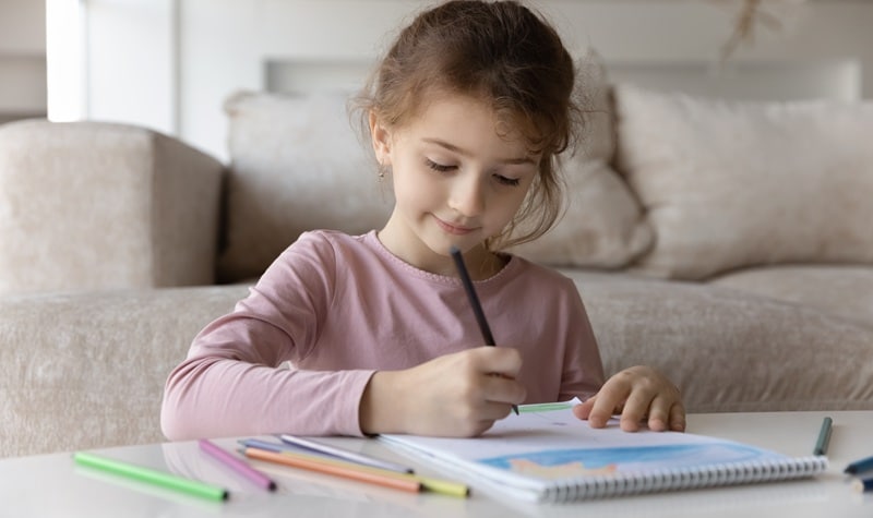 Accompagner l'apprentissage de votre enfant à la maison avec des activités ludiques