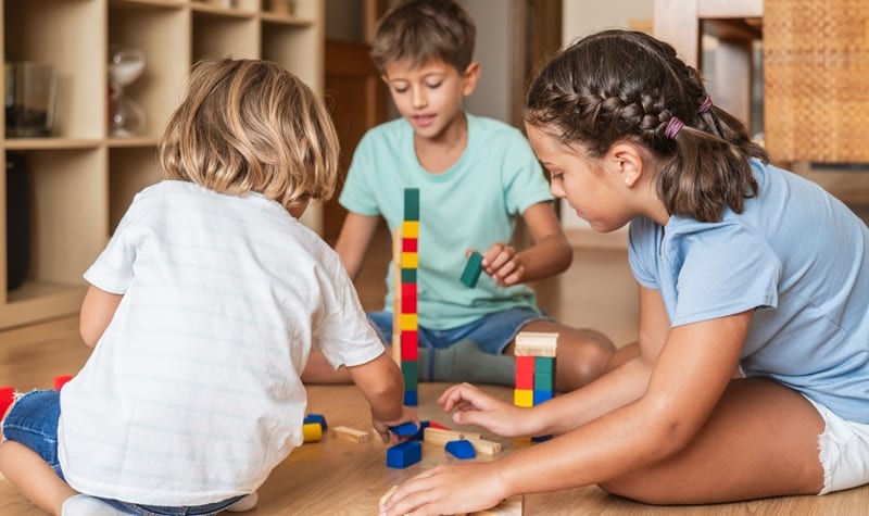 les jeux de construction développent plus que l’imagination