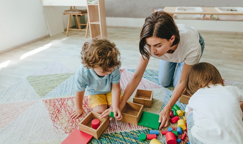 garde d'enfants pour le périscolaire